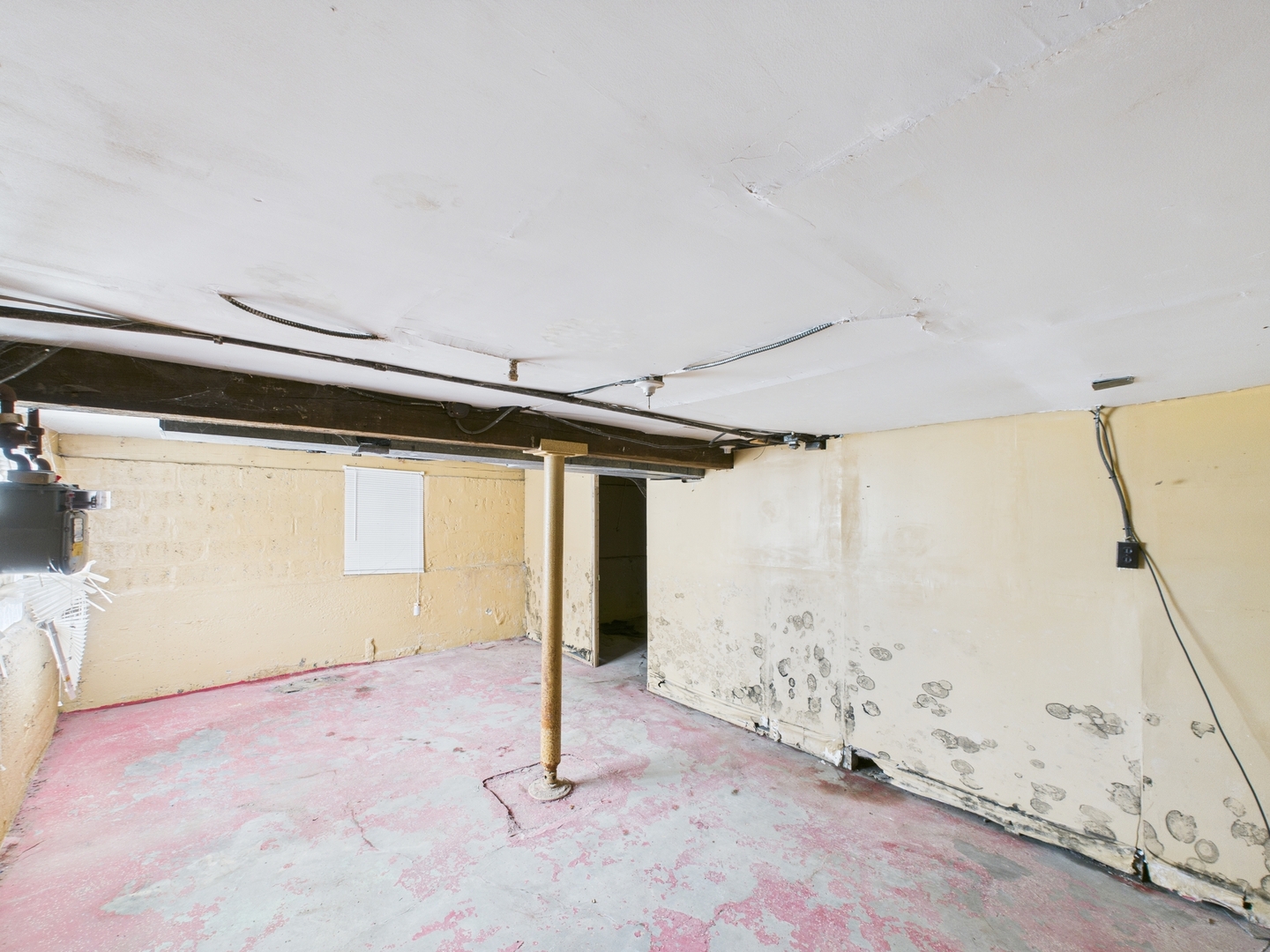 7144 South May Street Chicago IL 60621