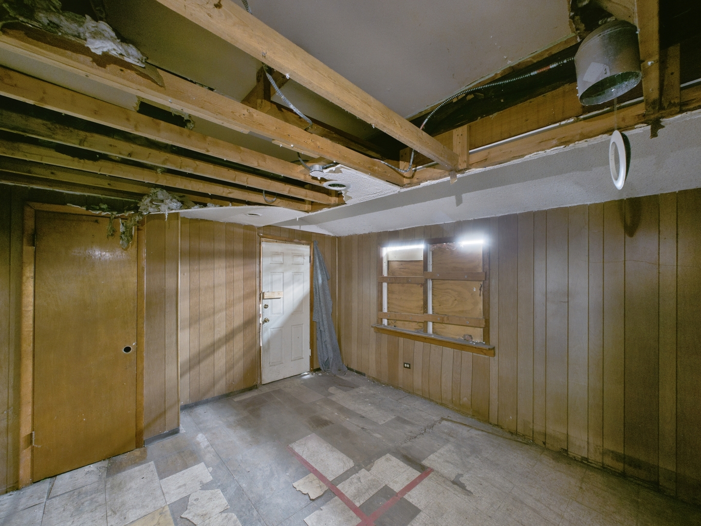 7144 South May Street Chicago IL 60621