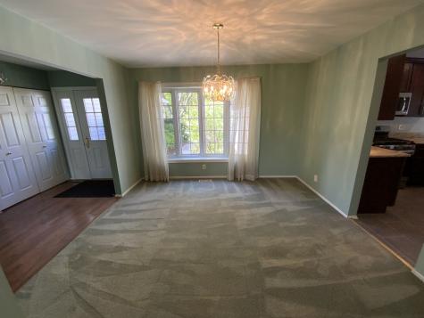 660 Juniper Circle Algonquin IL 60102