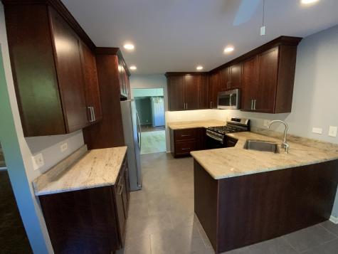 660 Juniper Circle Algonquin IL 60102