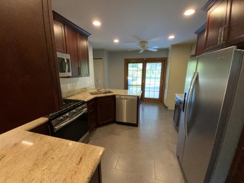 660 Juniper Circle Algonquin IL 60102