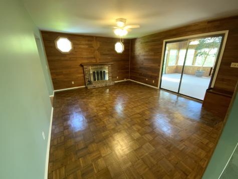 660 Juniper Circle Algonquin IL 60102