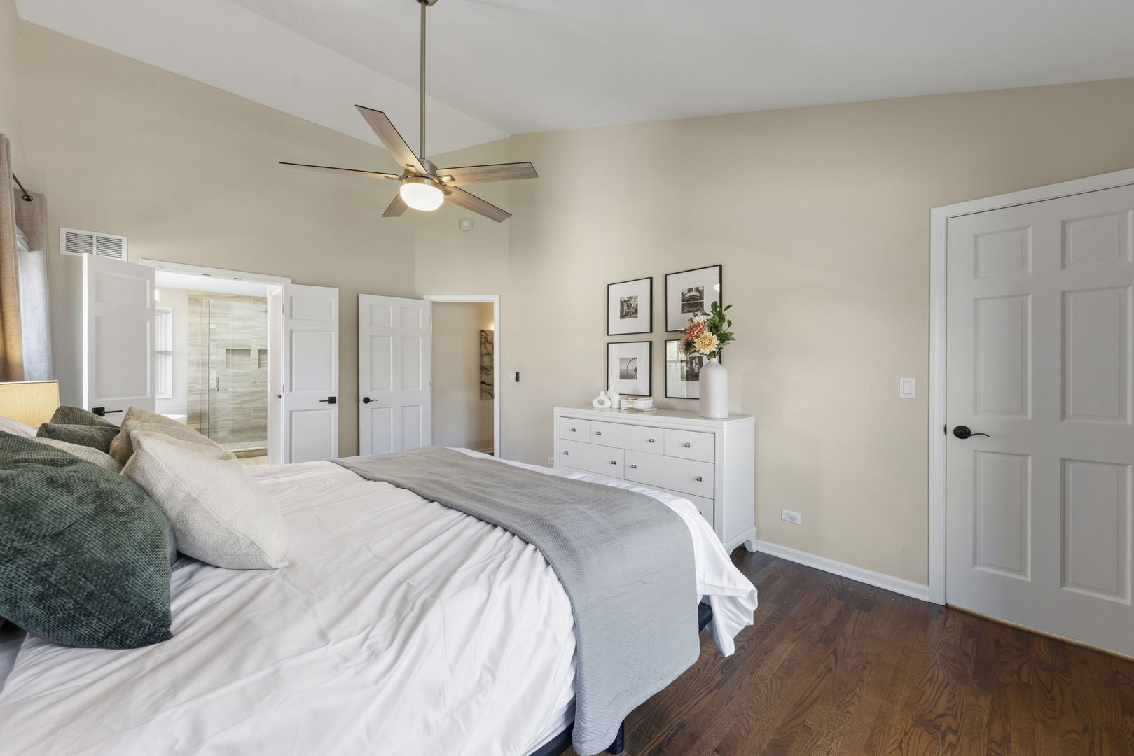 120 Rieser Circle Naperville IL 60565