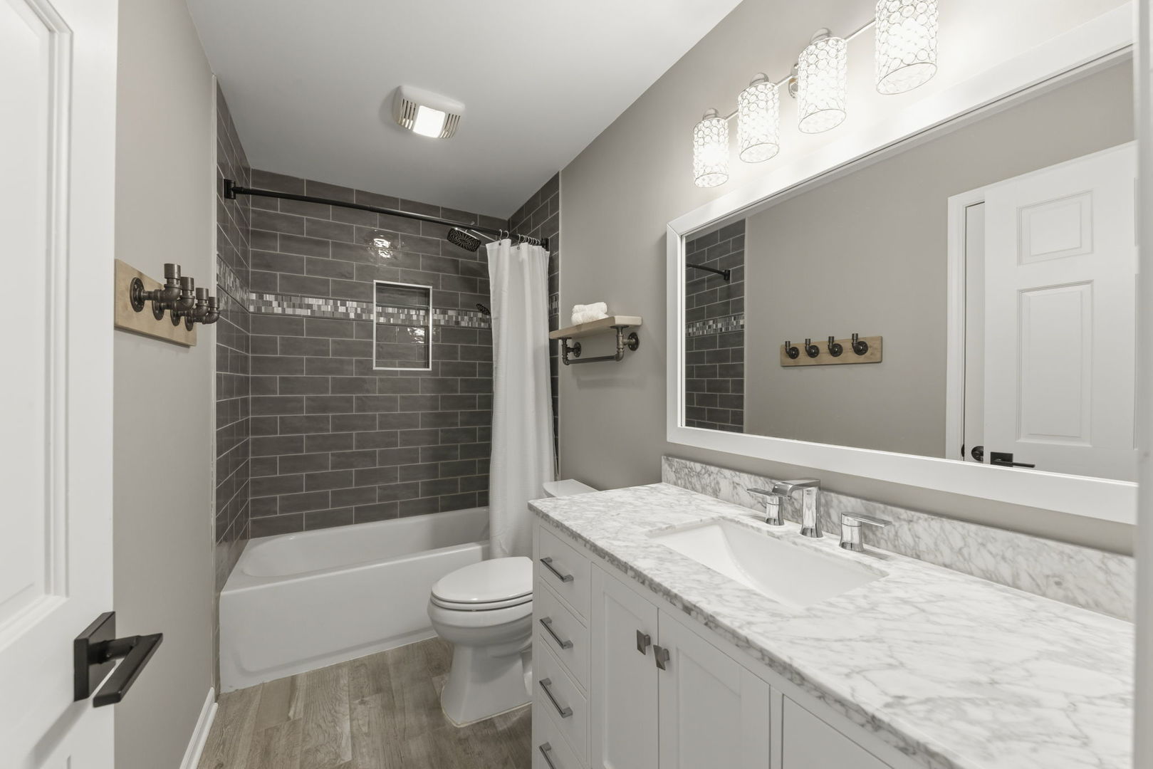 120 Rieser Circle Naperville IL 60565