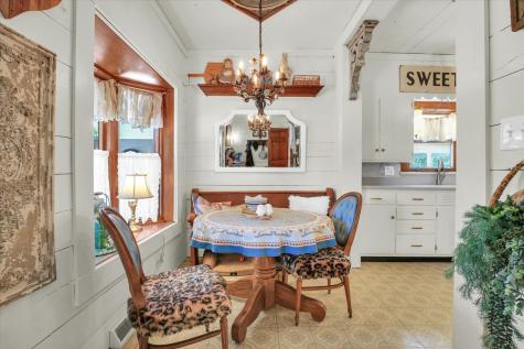 12 South Walnut Street Villa Grove IL 61956