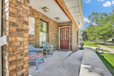 12 South Walnut Street Villa Grove IL 61956