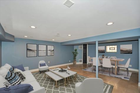 6219 West Montrose Avenue Chicago IL 60634