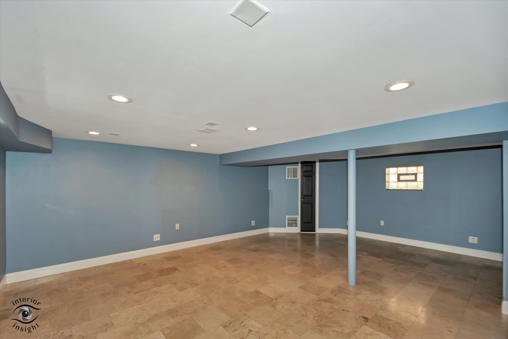6219 West Montrose Avenue Chicago IL 60634