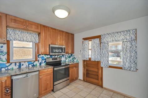 6219 West Montrose Avenue Chicago IL 60634
