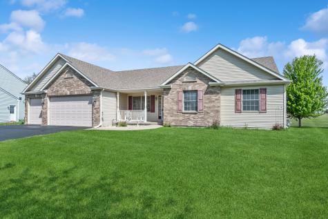 1305 W Northwind Drive Sandwich IL 60548