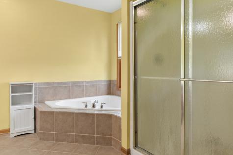 1305 W Northwind Drive Sandwich IL 60548