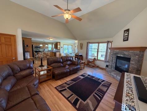 1305 W Northwind Drive Sandwich IL 60548