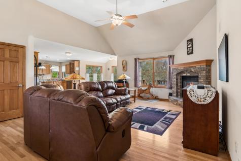 1305 W Northwind Drive Sandwich IL 60548