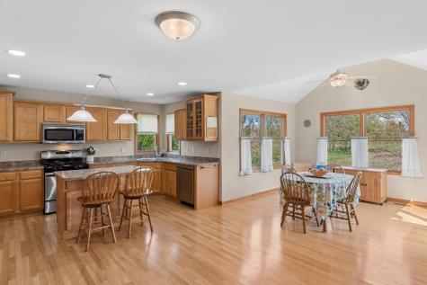 1305 W Northwind Drive Sandwich IL 60548