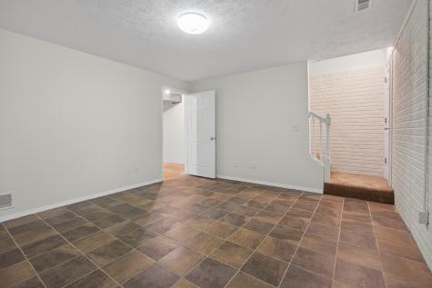 3 Ross Drive Bloomington IL 61701