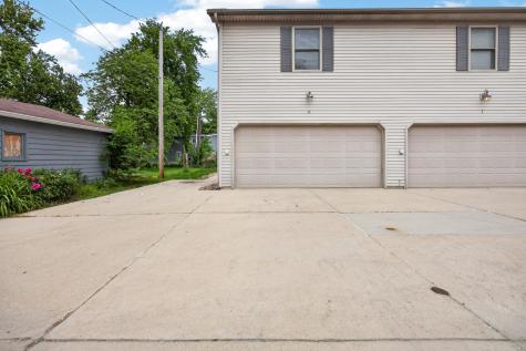 3 Ross Drive Bloomington IL 61701