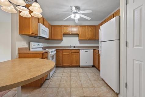 3 Ross Drive Bloomington IL 61701