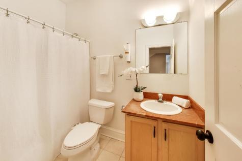 2157 West Erie Street Chicago IL 60612