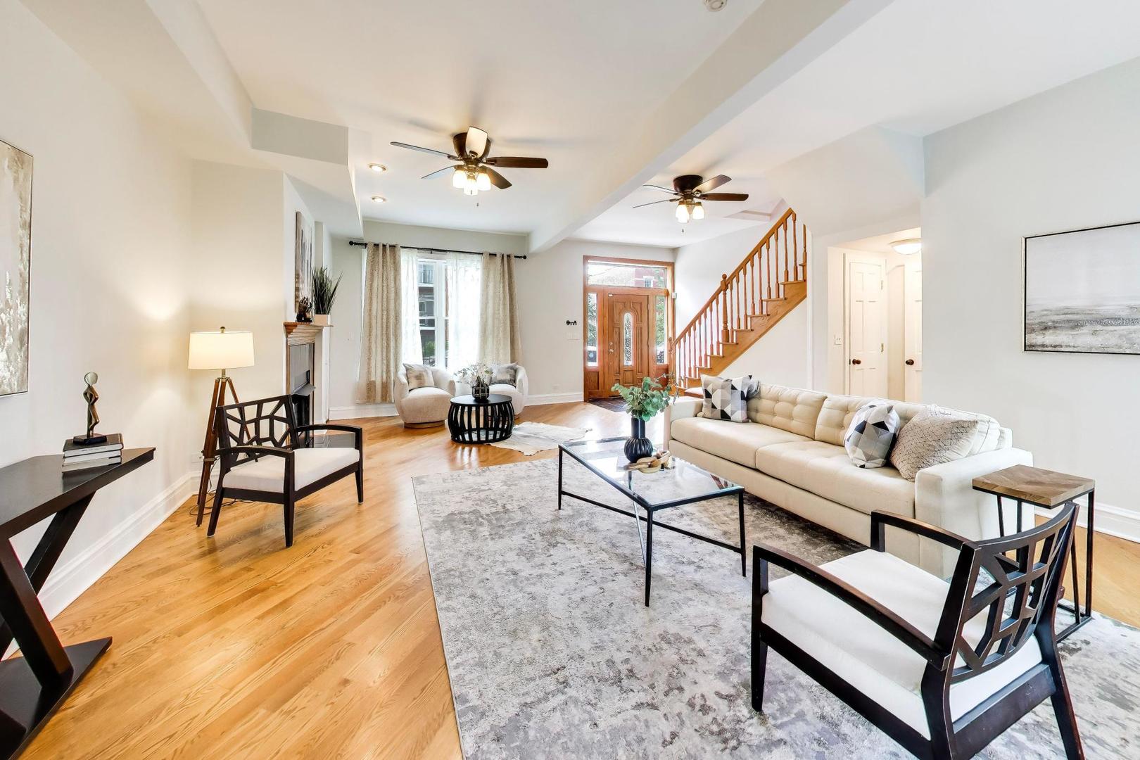 2157 West Erie Street Chicago IL 60612