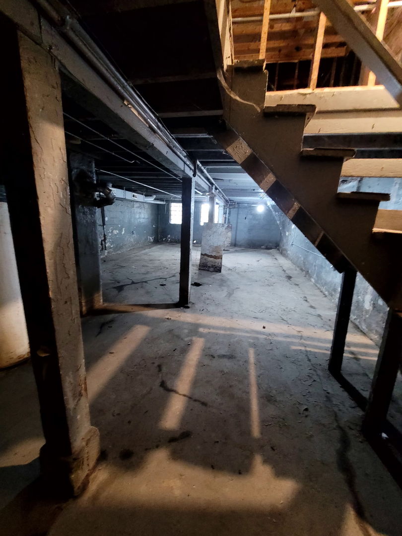 6953 South Elizabeth Street Chicago IL 60636