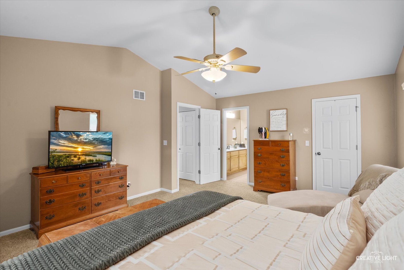2732 Lahinch Drive Aurora IL 60503