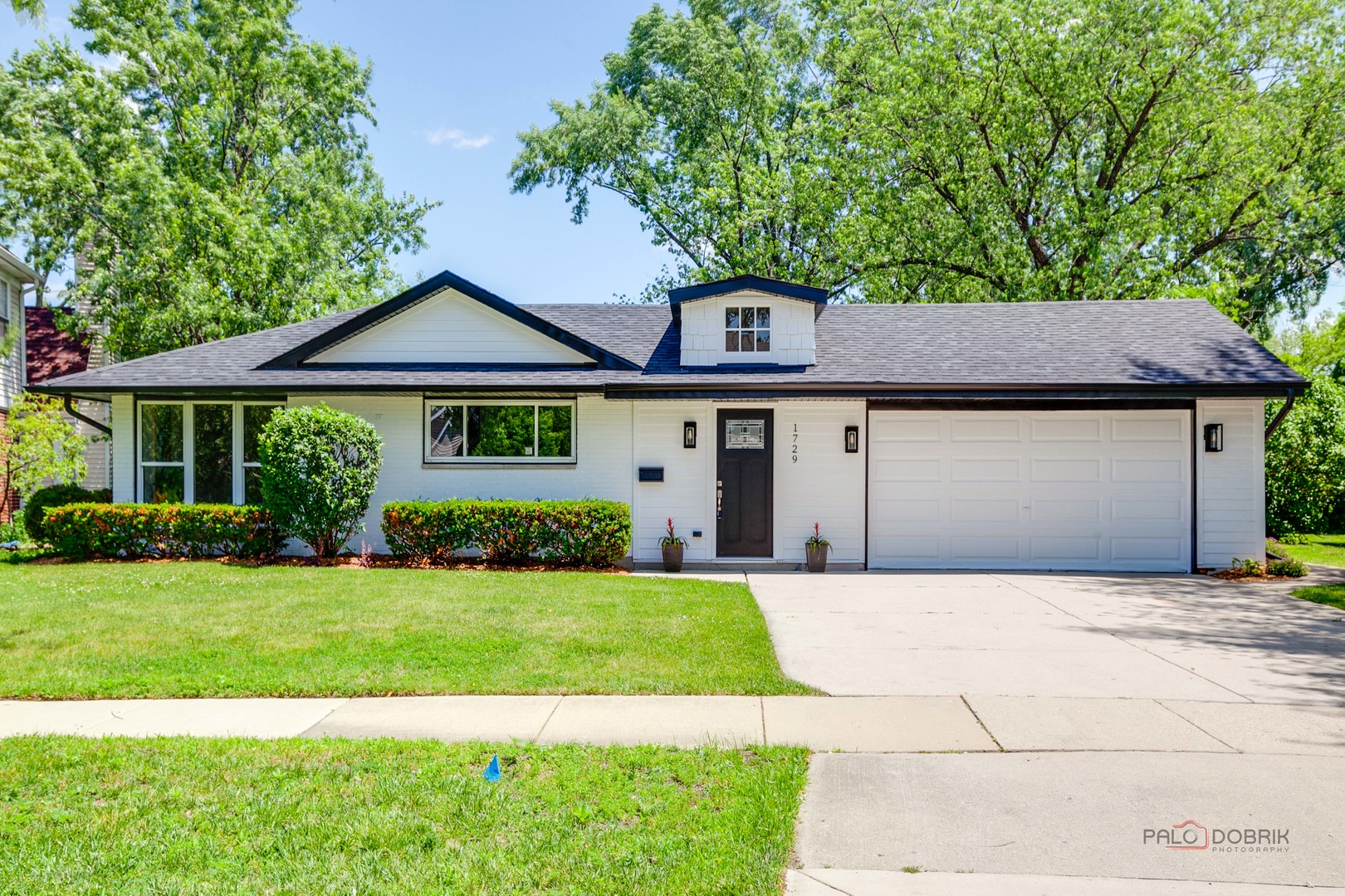 1729 North Mitchell Avenue Arlington Heights IL 60004