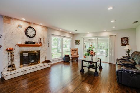 29W625 Hawthorne Lane West Chicago IL 60185