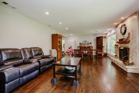 29W625 Hawthorne Lane West Chicago IL 60185
