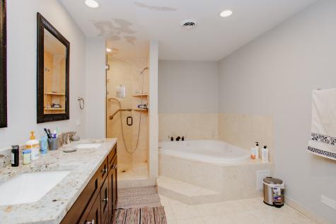 29W625 Hawthorne Lane West Chicago IL 60185