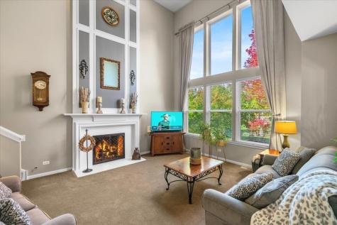 4020 Bunker Hill Drive Algonquin IL 60102