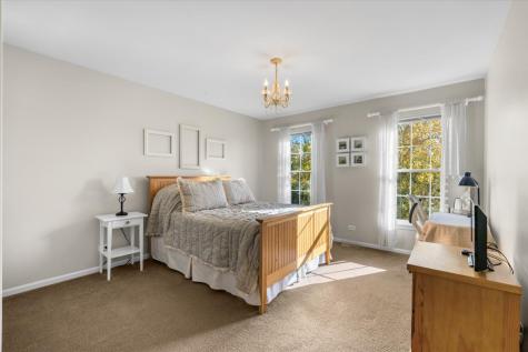 4020 Bunker Hill Drive Algonquin IL 60102