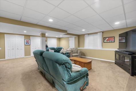 4020 Bunker Hill Drive Algonquin IL 60102