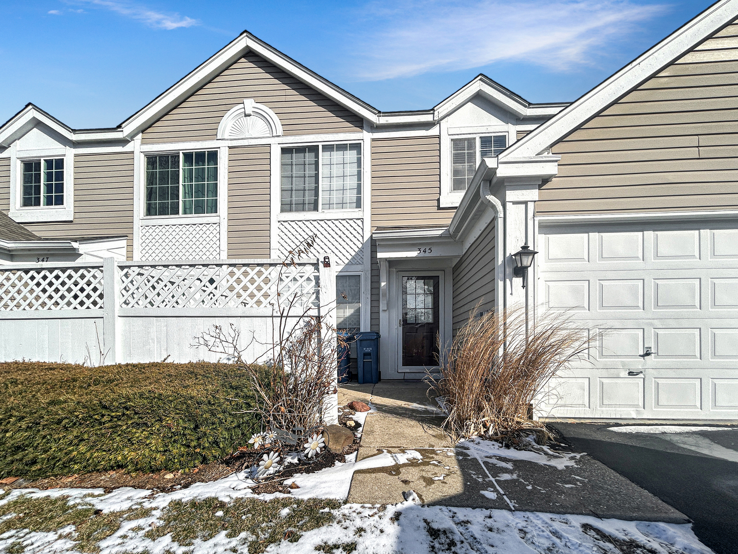 345 Gregory Street Aurora IL 60504