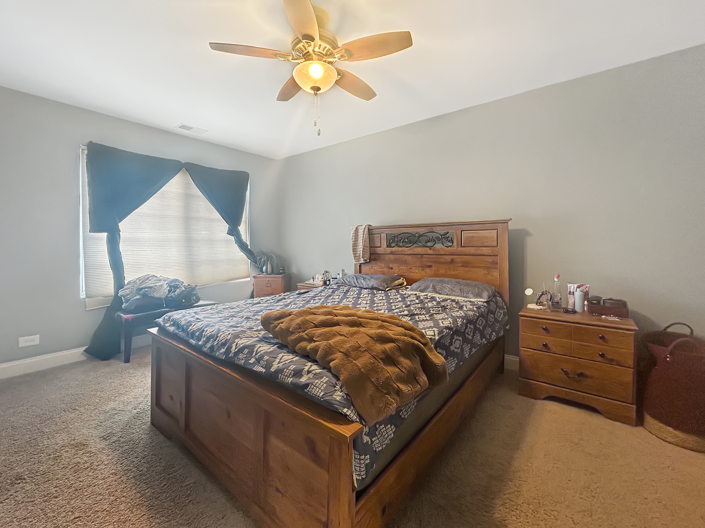 345 Gregory Street Aurora IL 60504