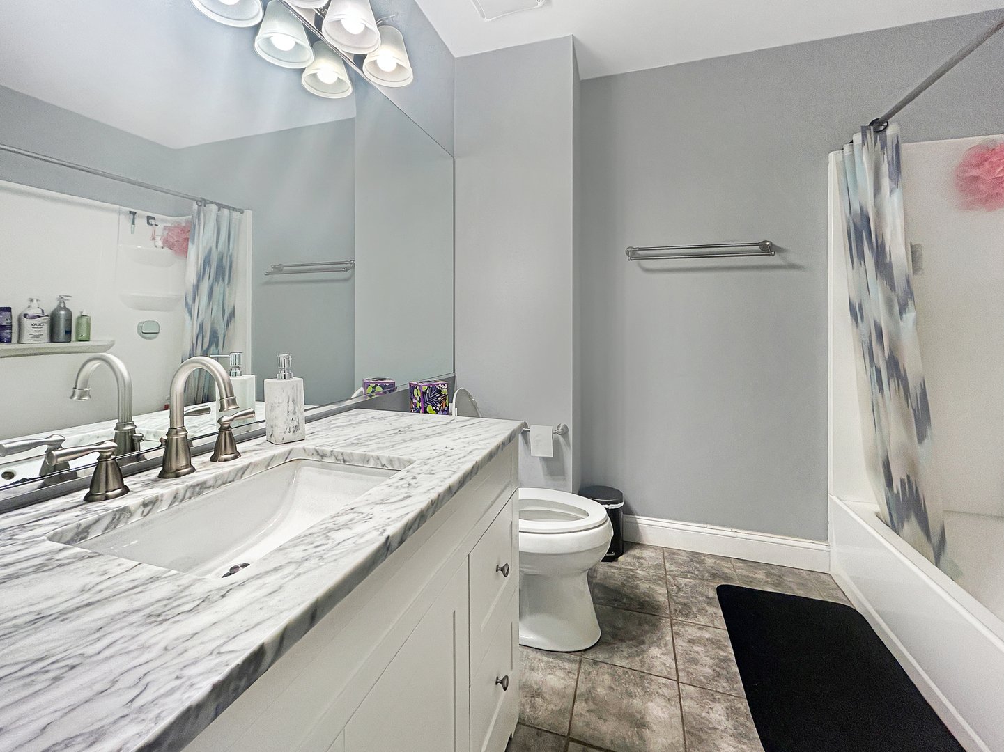 345 Gregory Street Aurora IL 60504