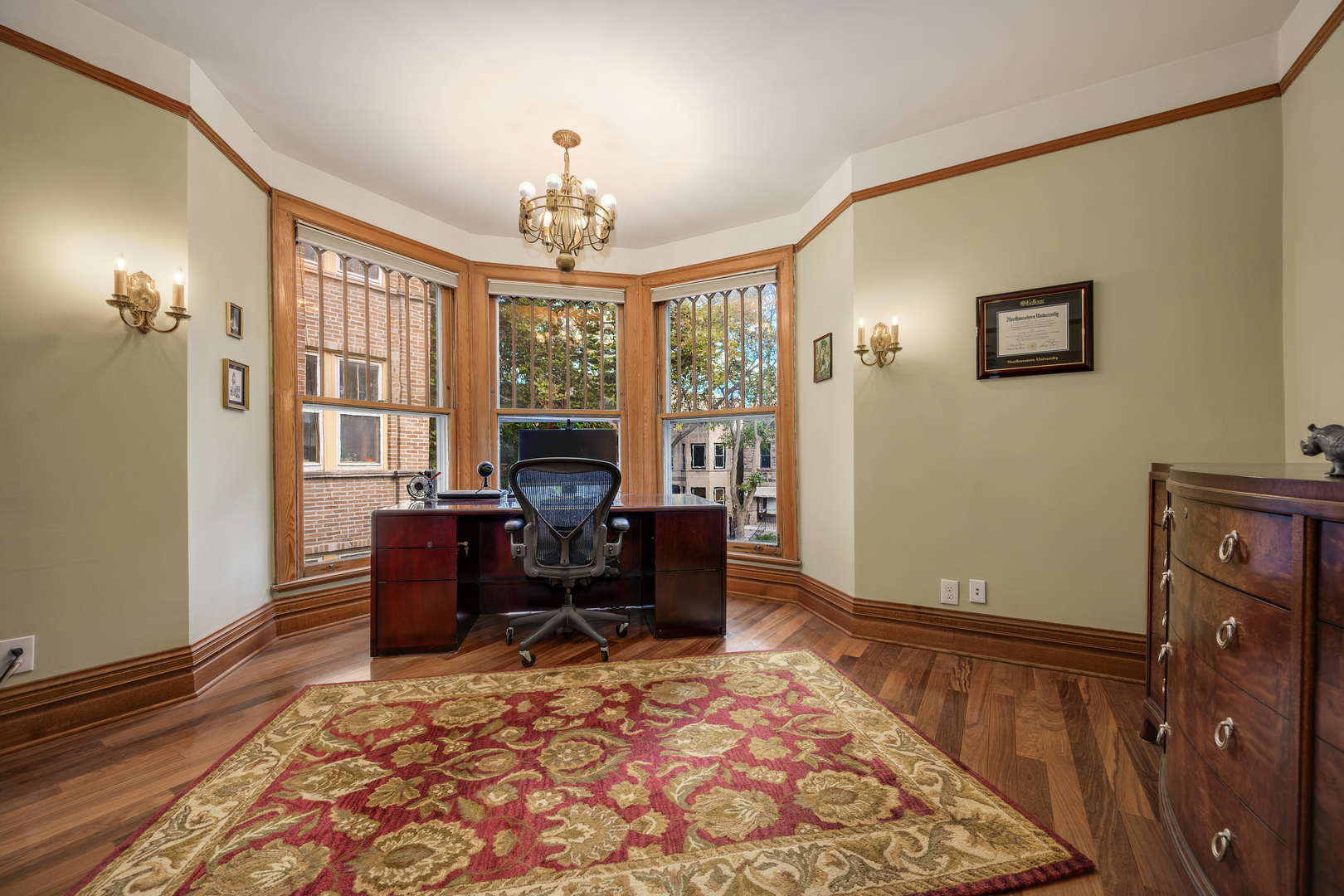 6316 North Magnolia Avenue Chicago IL 60660