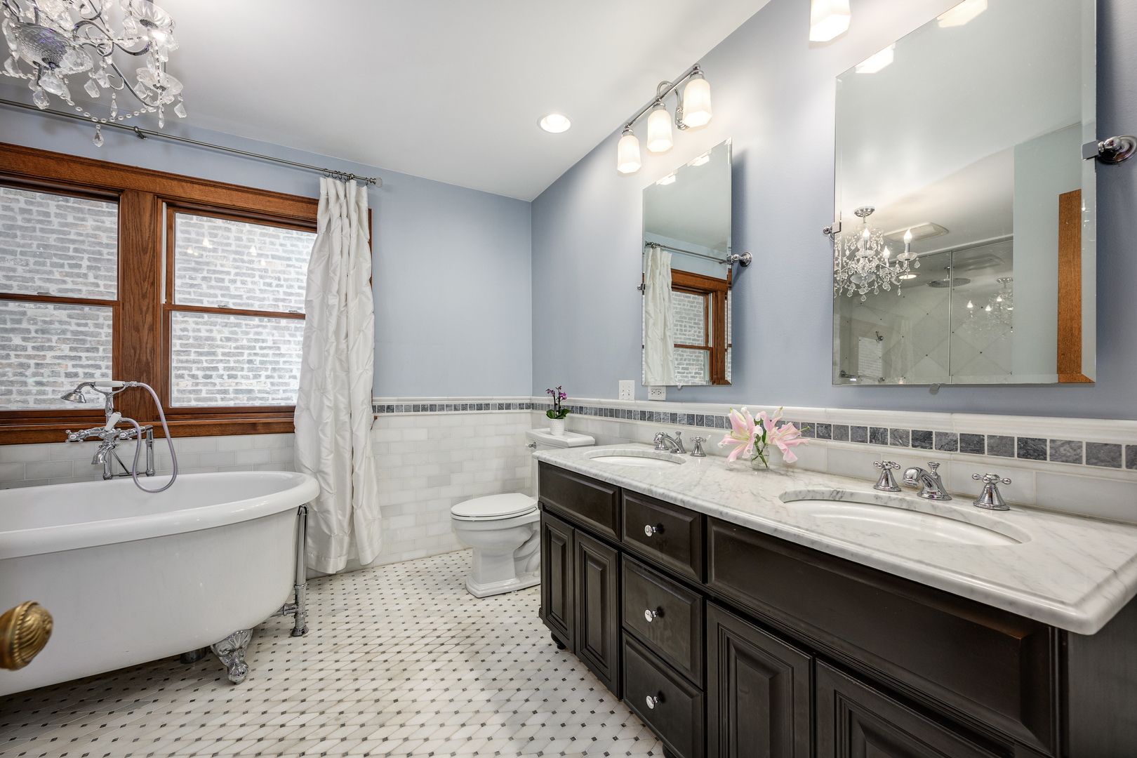 6316 North Magnolia Avenue Chicago IL 60660