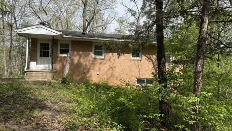 12 Navajo Court Putnam IL 61560