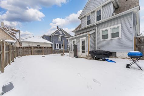 483 Barrett Street Elgin IL 60120
