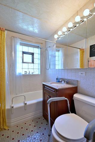 2546 West Street River Grove IL 60171