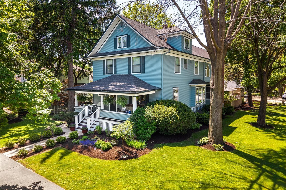 23 North Columbia Street Naperville IL 60540