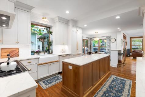 23 North Columbia Street Naperville IL 60540
