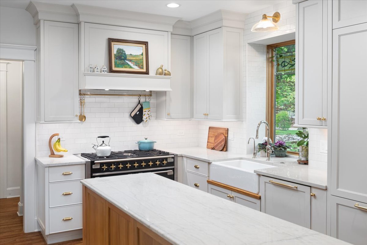 23 North Columbia Street Naperville IL 60540