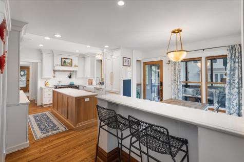 23 North Columbia Street Naperville IL 60540