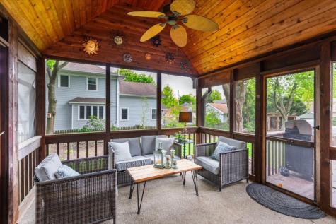 23 North Columbia Street Naperville IL 60540
