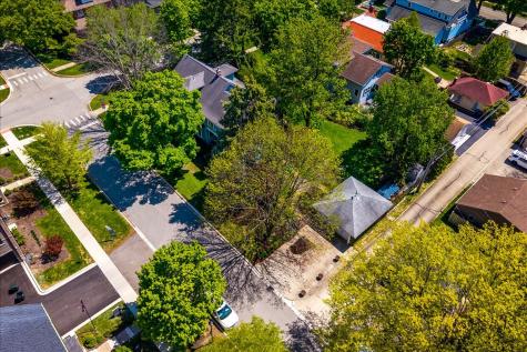 23 North Columbia Street Naperville IL 60540