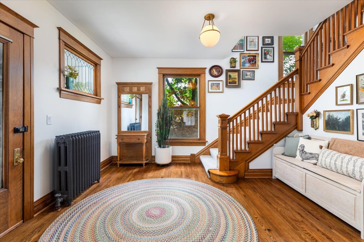 23 North Columbia Street Naperville IL 60540