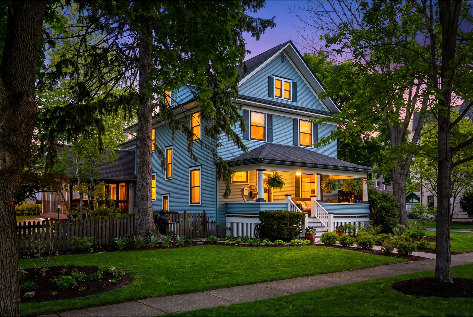 23 North Columbia Street Naperville IL 60540