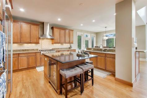 213 Justins Court Vernon Hills IL 60061