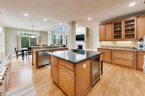 213 Justins Court Vernon Hills IL 60061